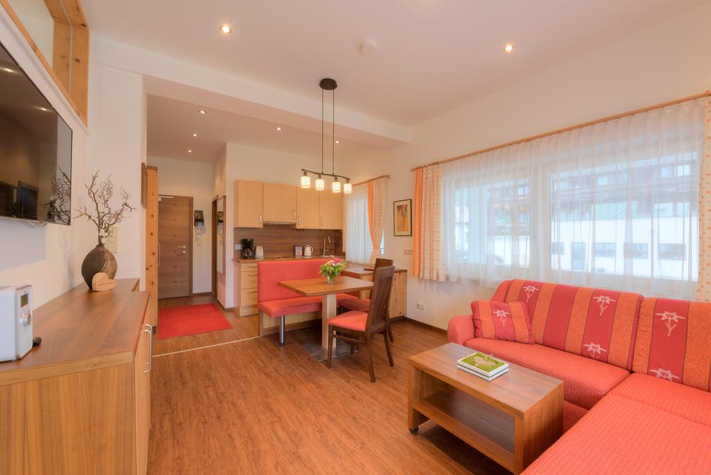 Aktiv Apartments Leutasch Værelse billede